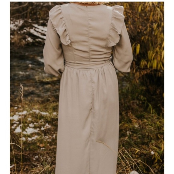 Roolee nursing friendly dress - Picture 3 of 5